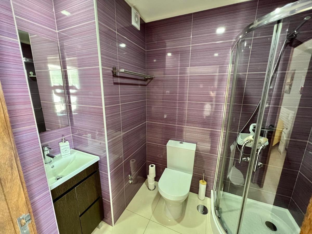 Quarto Privado E Entrada Independente Com Aquecimento E Terraco - Vila Verde Centro Брага Экстерьер фото